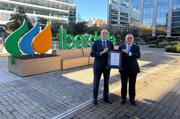 Iberdrola se ha convertido en la primera multinacional en España en certificar un proceso global bajo la norma internacional ISO/IEC 42001
