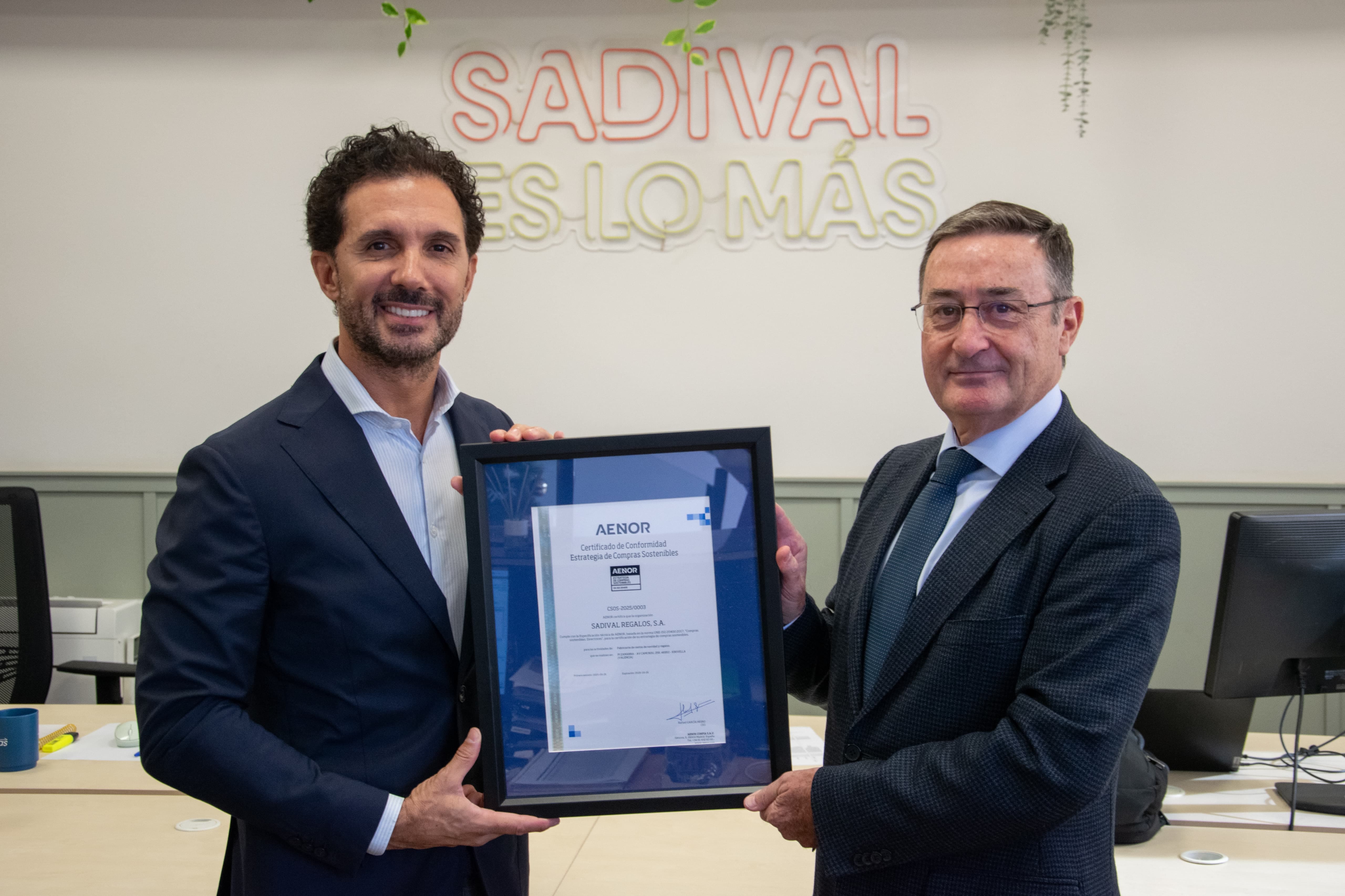Sadival da un paso decisivo hacia un modelo empresarial más responsable al obtener la certificación AENOR en Estrategia de Compras Sostenibles, basada en la norma internacional ISO 20400.