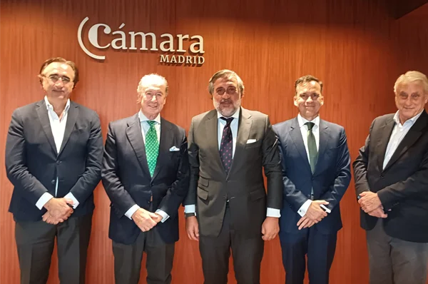 Ha elevado su vinculación con el Club Cámara Madrid como Socio Protector.