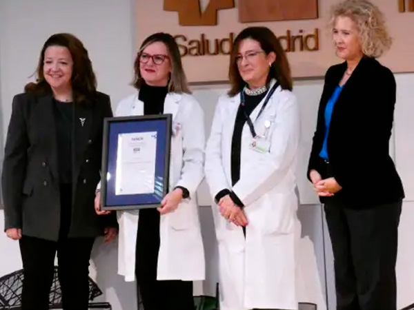 Con la obtención de este certificado, el Hospital Infanta Leonor muestra su compromiso con las necesidades detectadas en las personas mayores 