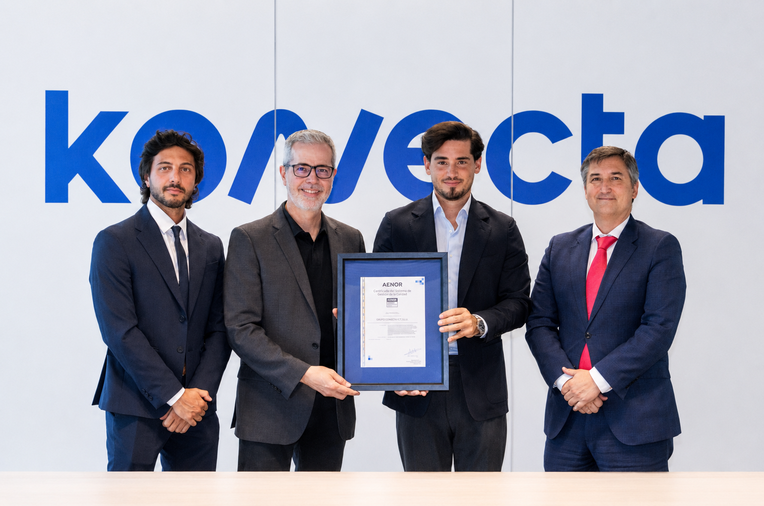 Konecta, líder mundial en transformación de la experiencia de cliente (CX) y servicios digitales