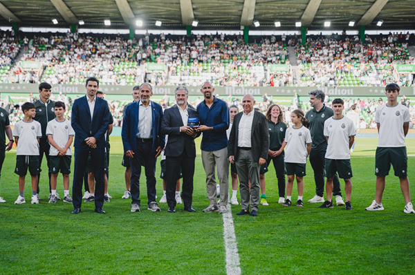 AENOR reconoce la excelencia formativa del Racing en el desarrollo integral de jóvenes futbolistas.