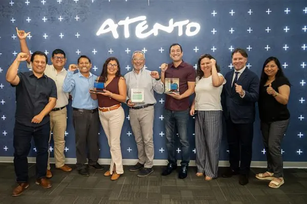 Atento Perú recibe reconocimientos de AENOR por su compromiso con la excelencia en la gestión